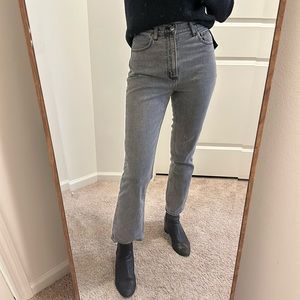 Abercrombie & Fitch Ultra High-Rise Ankle Straight Jeans size 0/25 Long grey